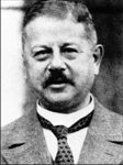um 1920
